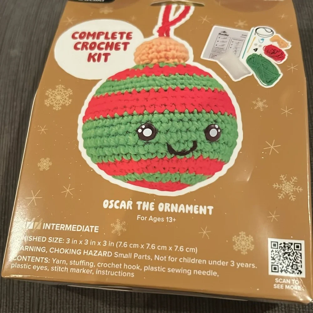 Crochet Kit Oscar the Ornament NEW